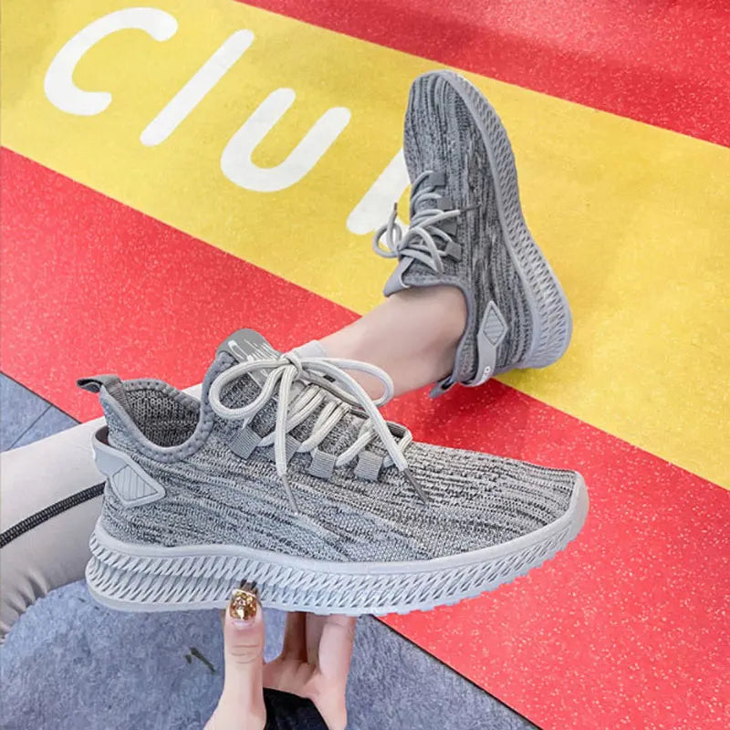 Women Casual Shoes Breathable Walking Mesh Lace Up Platform Vulcanized Shoes Female Outdoor Running Sneakers Trainers Ladies