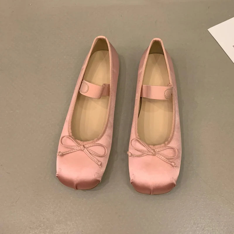 2023Luxury Satin Silk Ballet Shoes Woman Classic Square Toe Bowtie Elastic Band Ballerina Flats Ladies Soft Loafers