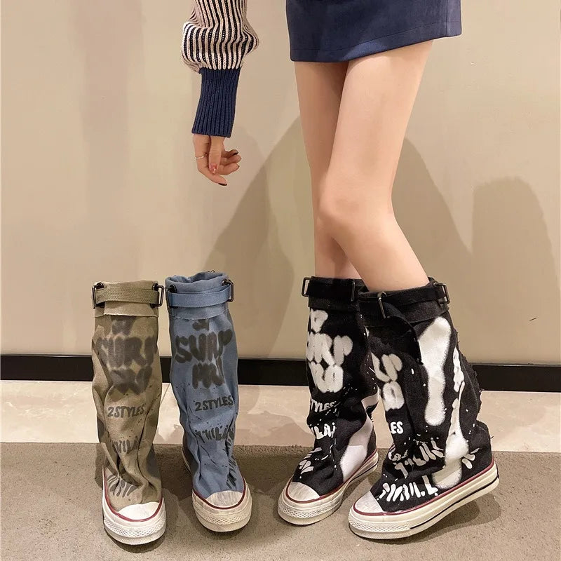 Designer Long Boots Women Cowboy Canvas Shoes Pleats Stacking Boots for Women Autumn and Winter Vintage Graffiti Ladies Boots
