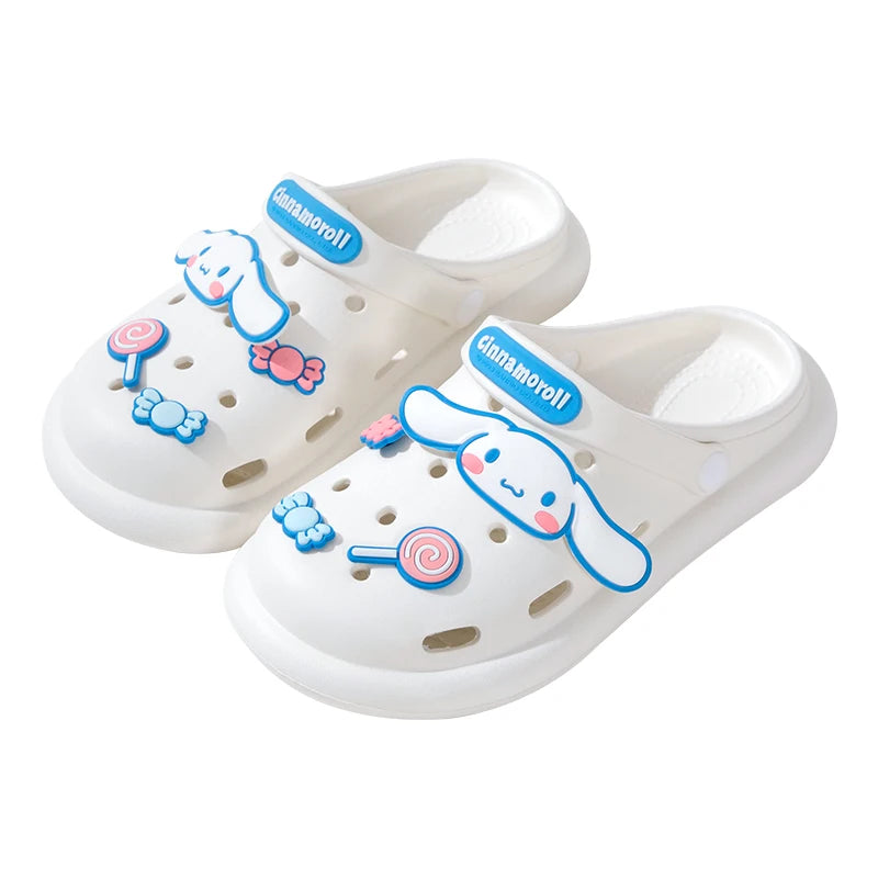 Sanrio Women Cute Slides Summer Outdoor Sandals Non Slip Cloud Kuromi Hole Shoes Fashion Design Hello Kitty Slippers