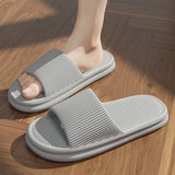 New Women Slipper Cloud Slippers For Men Flip Flops Beach Sandals Bathroom Non-Slip Slides Men Women Slippers Indoor House Shoes