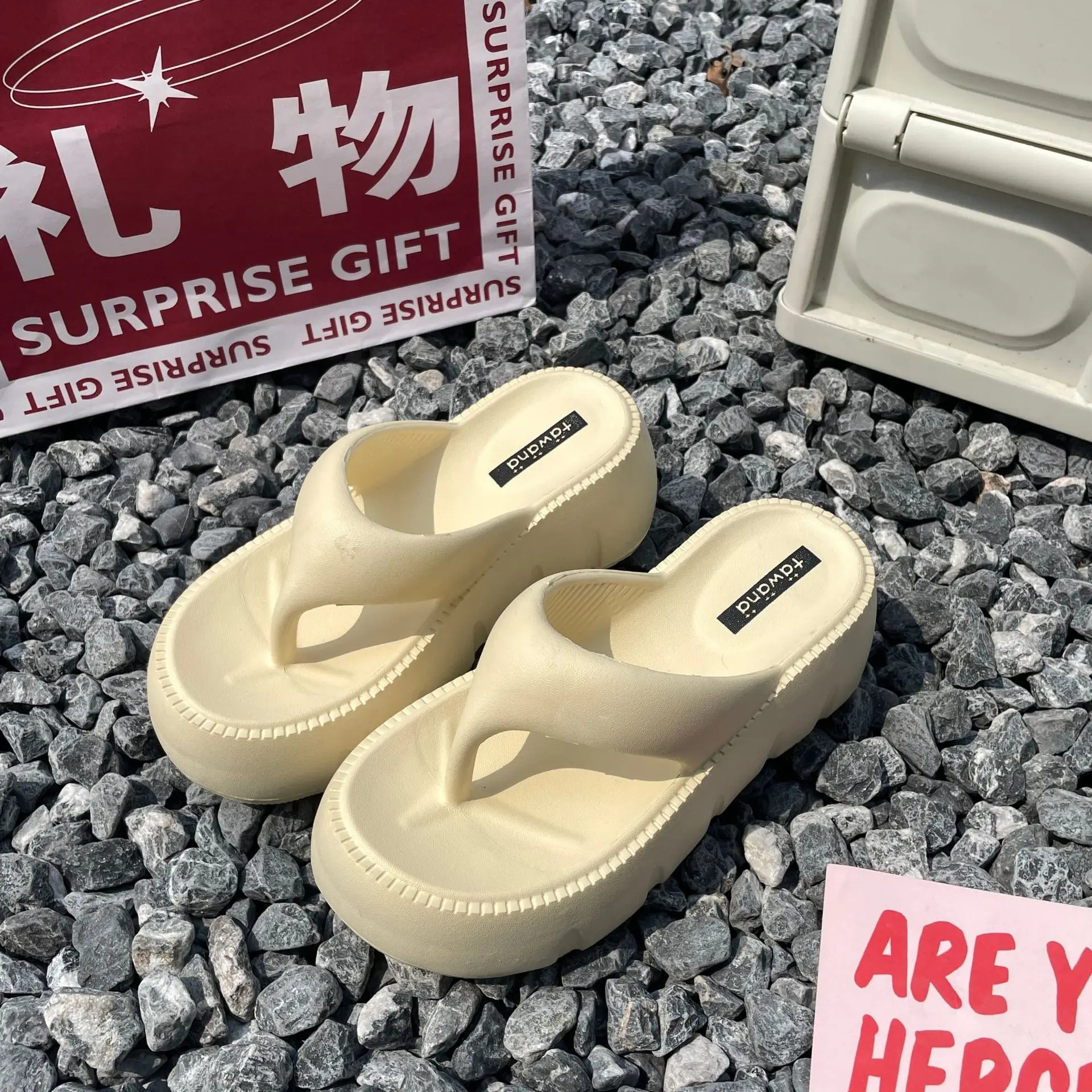 Summer Women's Herringbone Slippers New EVA Thick Sole Elevated Clamping Slippers Soft Sole Waterproof and Anti Slip Slippers