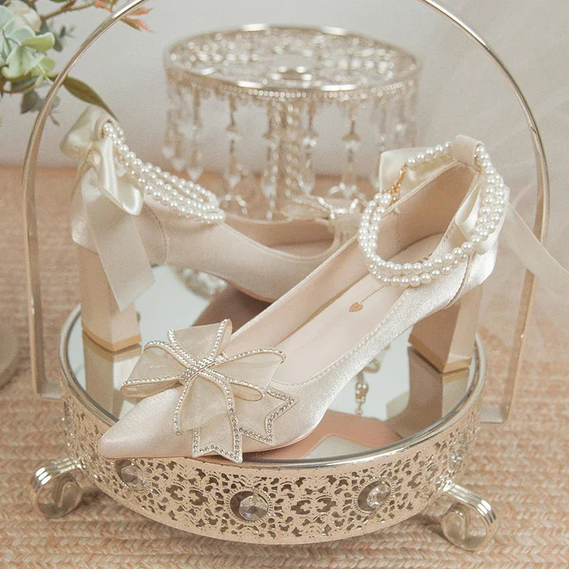 Bridal Shoes 2024 New Flower High Heel Pumps Women Elegant Pearl Strap Wedding Party Shoes Woman Silk Pointed Toe
