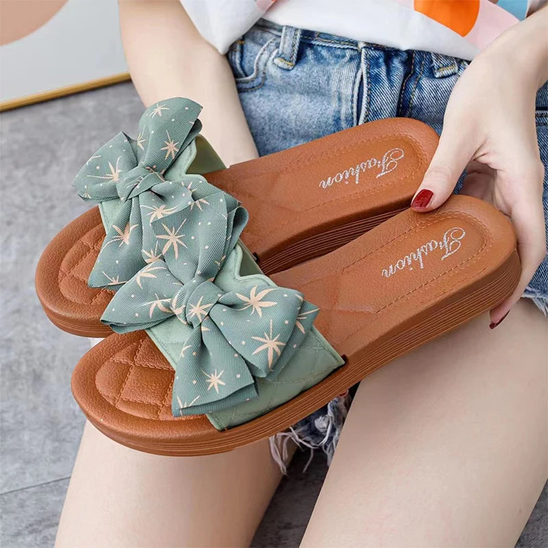 Women's 2024 Summer British Style Soft Bottom Butterfly Dew Toe Anti slip Cool Slippers for Women One line Dragging Shoes