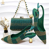 QSGFC INS Ensemble de chaussures à talons élégants pour femmes en couleur or et sac assorti, chaussures à talons hauts en forme de coin avec strass creux