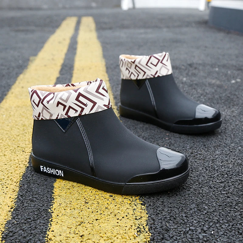 Adult， Women's， Fashionable， Wear-resistant ，Rain Boots ，Women's Four-season Outdoor Waterproof Shoes Women's Rubber Shoes Sweet