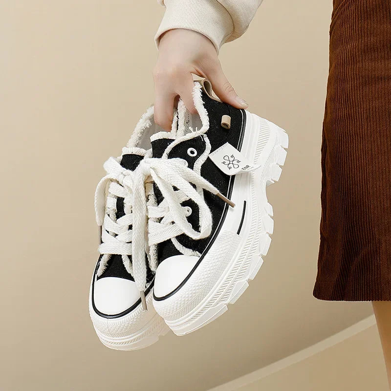 2023 Autumn New Women's Canva Shoes Thick Soles Round Head Fringed Denim Casual Shoes Increased Height Sports 606
