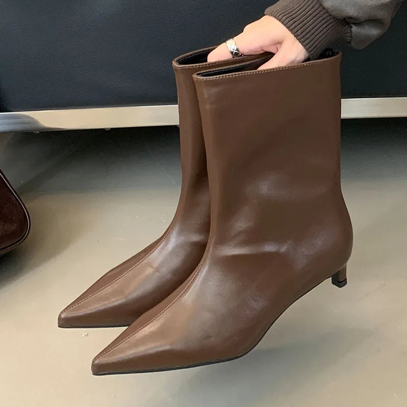 Fashion Pointed Toe Flock Women Ankle Boots Shoes With Low Heel Designer Footwear Slip On Ladies Modern Short Booties Shoes