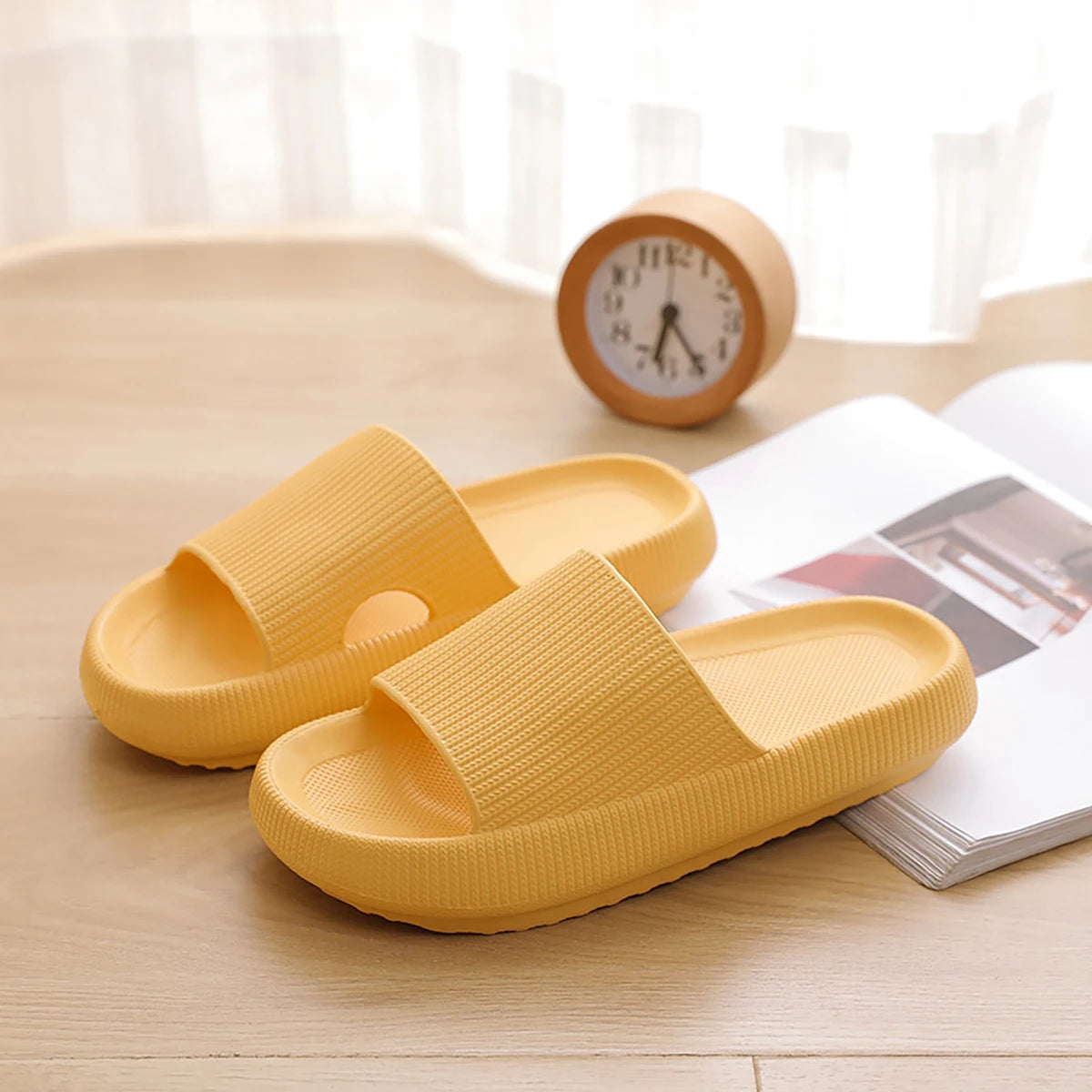 Women's Solid Color Casual Minimalist Slippers, Made of Comfortable and Convenient EVA Material with a Thick, Anti-slip.